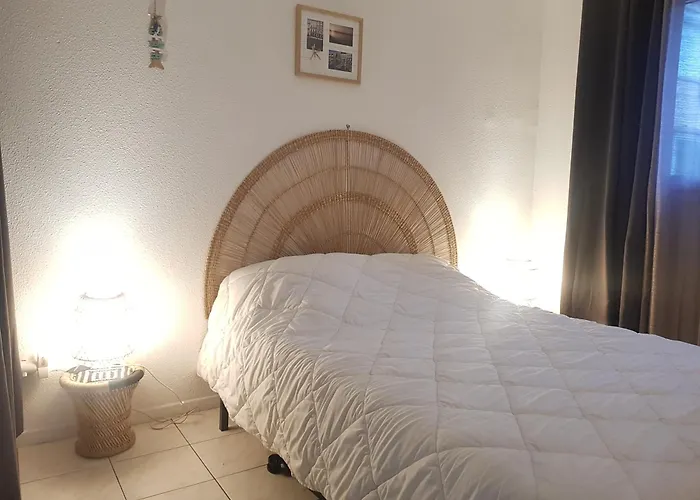 Le Venizio - Classe 2 Etoiles - T2 Climatise, Avec Terrasse, Parking, Pret De Velos, 10 Minutes A Pied Gare Et Centre Ville