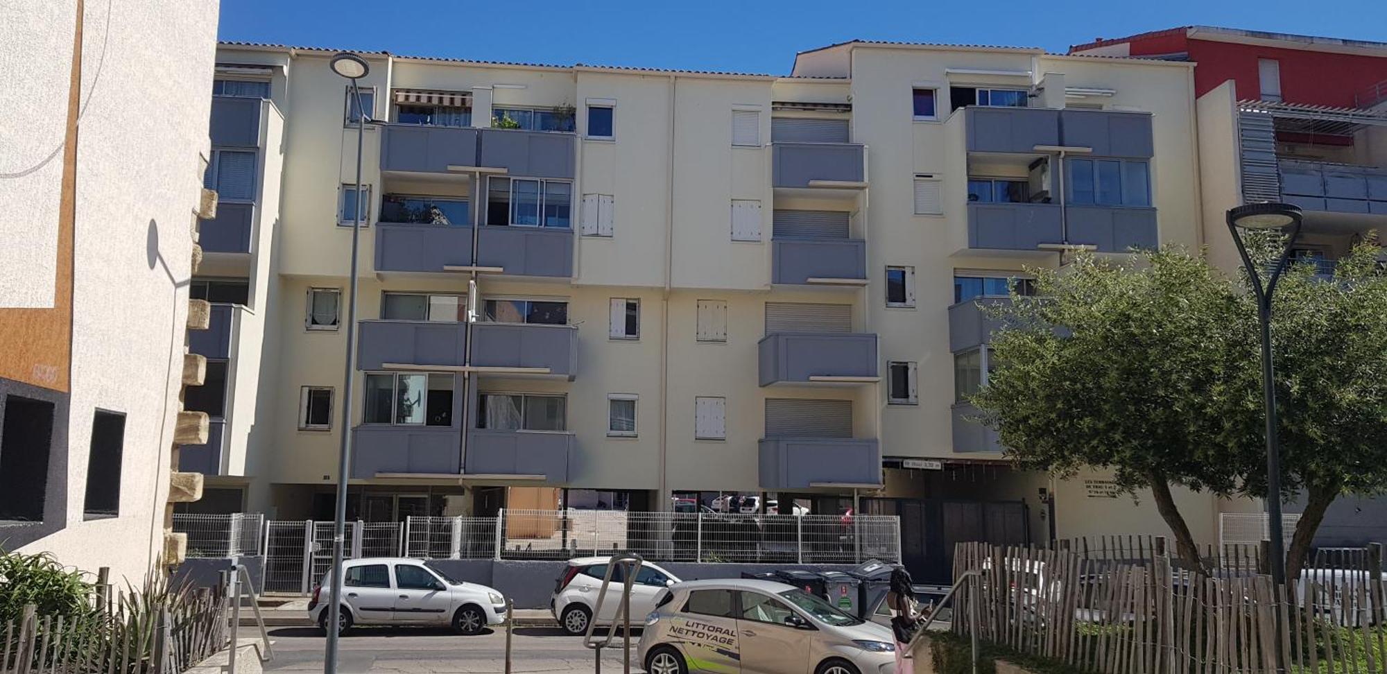 Le Venizio - Classe 2 Etoiles - T2 Climatise, Avec Terrasse, Parking, Pret De Velos, 10 Minutes A Pied Gare Et Centre Ville *