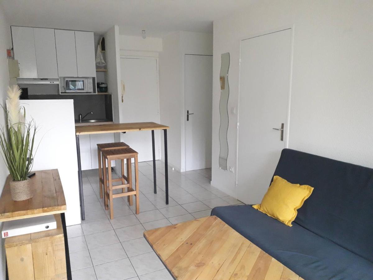 Le Venizio - Classe 2 Etoiles - T2 Climatise, Avec Terrasse, Parking, Pret De Velos, 10 Minutes A Pied Gare Et Centre Ville Apartment